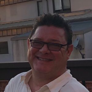 Meet your Posher, Gregory